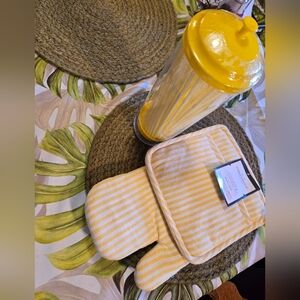 Yellow Striped Oven Mitt and Jar Set -